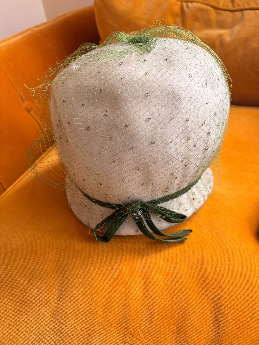 Vintage Cream Wool Cloche Hat with Green Veiling Velvet Trim 1910s 1920s 1930s